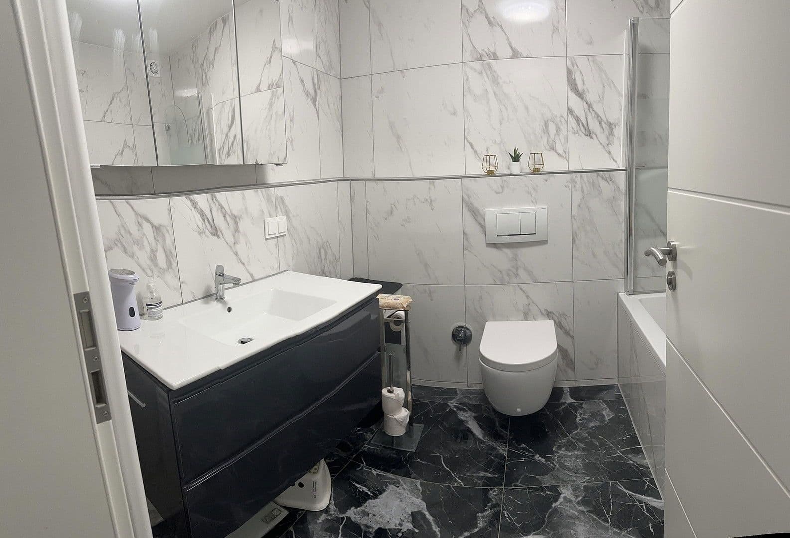 2 bedroom with open-plan kitchen flat for sale, 100 m², Stuttgarter Str. 9, Böblingen, Baden-Württemberg 2 bedroom with open-plan kitchen flat for sale, 100 m², Stuttgarter Str. 9, Böblingen, Baden-Württemberg