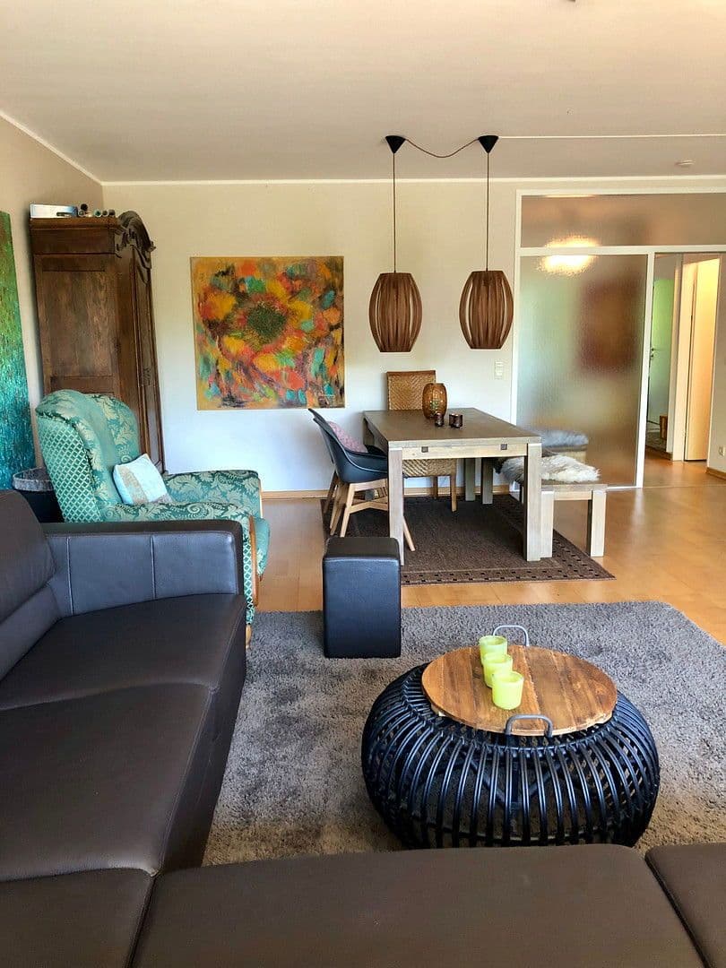 2 bedroom with open-plan kitchen flat to rent, 101 m², Krefeld, North Rhine-Westphalia 2 bedroom with open-plan kitchen flat to rent, 101 m², Krefeld, North Rhine-Westphalia