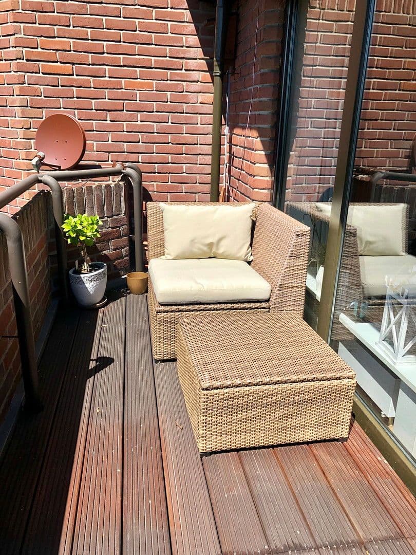 2 bedroom with open-plan kitchen flat to rent, 101 m², Krefeld, North Rhine-Westphalia 2 bedroom with open-plan kitchen flat to rent, 101 m², Krefeld, North Rhine-Westphalia