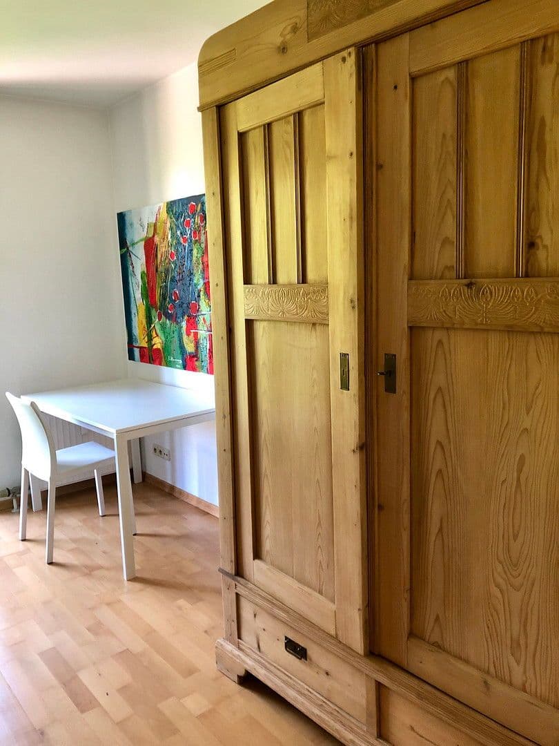 2 bedroom with open-plan kitchen flat to rent, 101 m², Krefeld, North Rhine-Westphalia 2 bedroom with open-plan kitchen flat to rent, 101 m², Krefeld, North Rhine-Westphalia