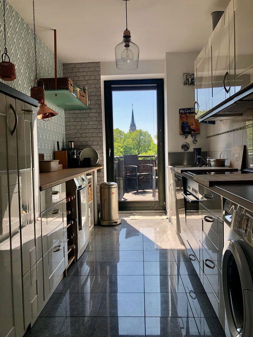 2 bedroom with open-plan kitchen flat to rent, 101 m², Krefeld, North Rhine-Westphalia 2 bedroom with open-plan kitchen flat to rent, 101 m², Krefeld, North Rhine-Westphalia