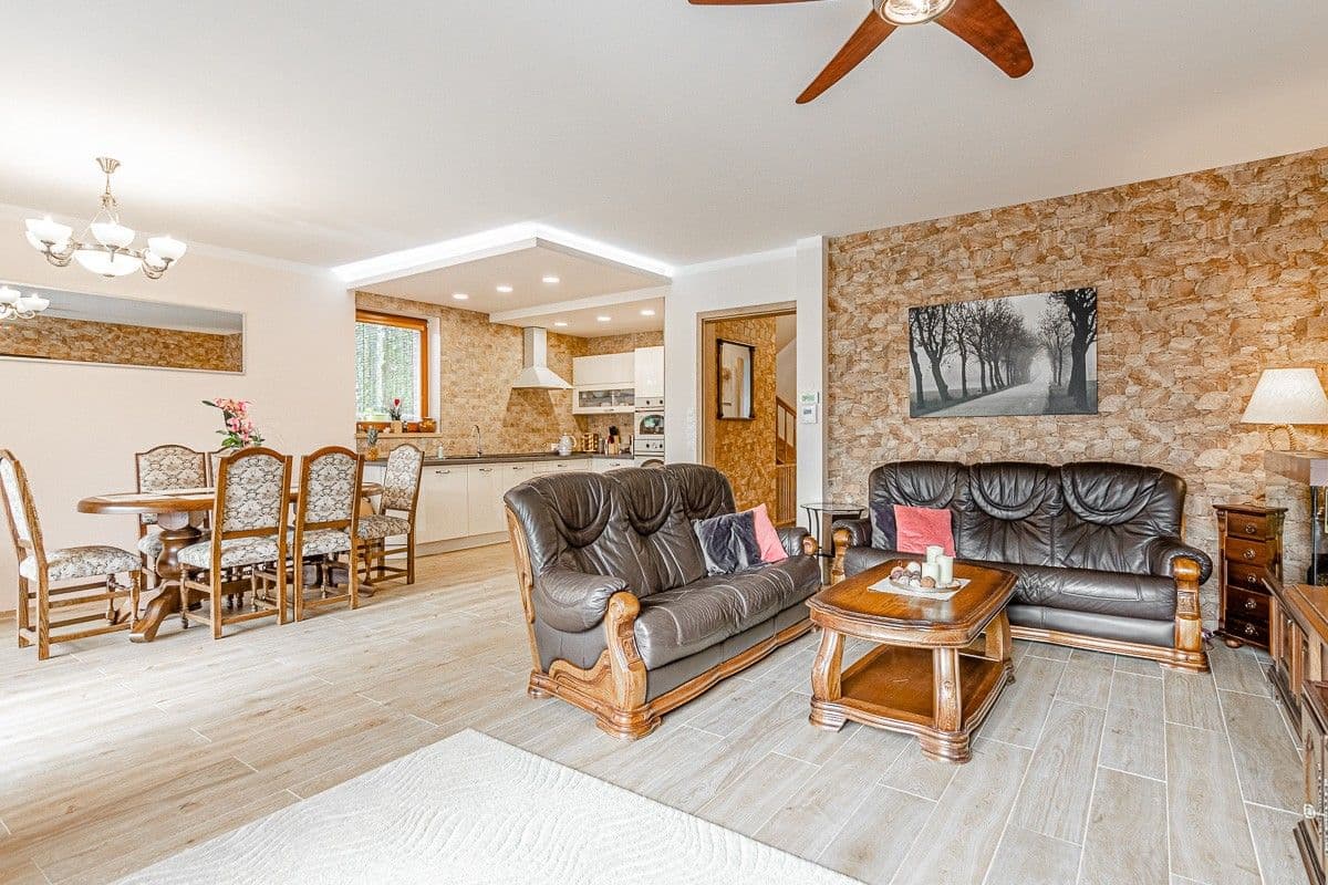 house for sale, 162 m², Zvoncová, Roztoky, Středočeský Region house for sale, 162 m², Zvoncová, Roztoky, Středočeský Region