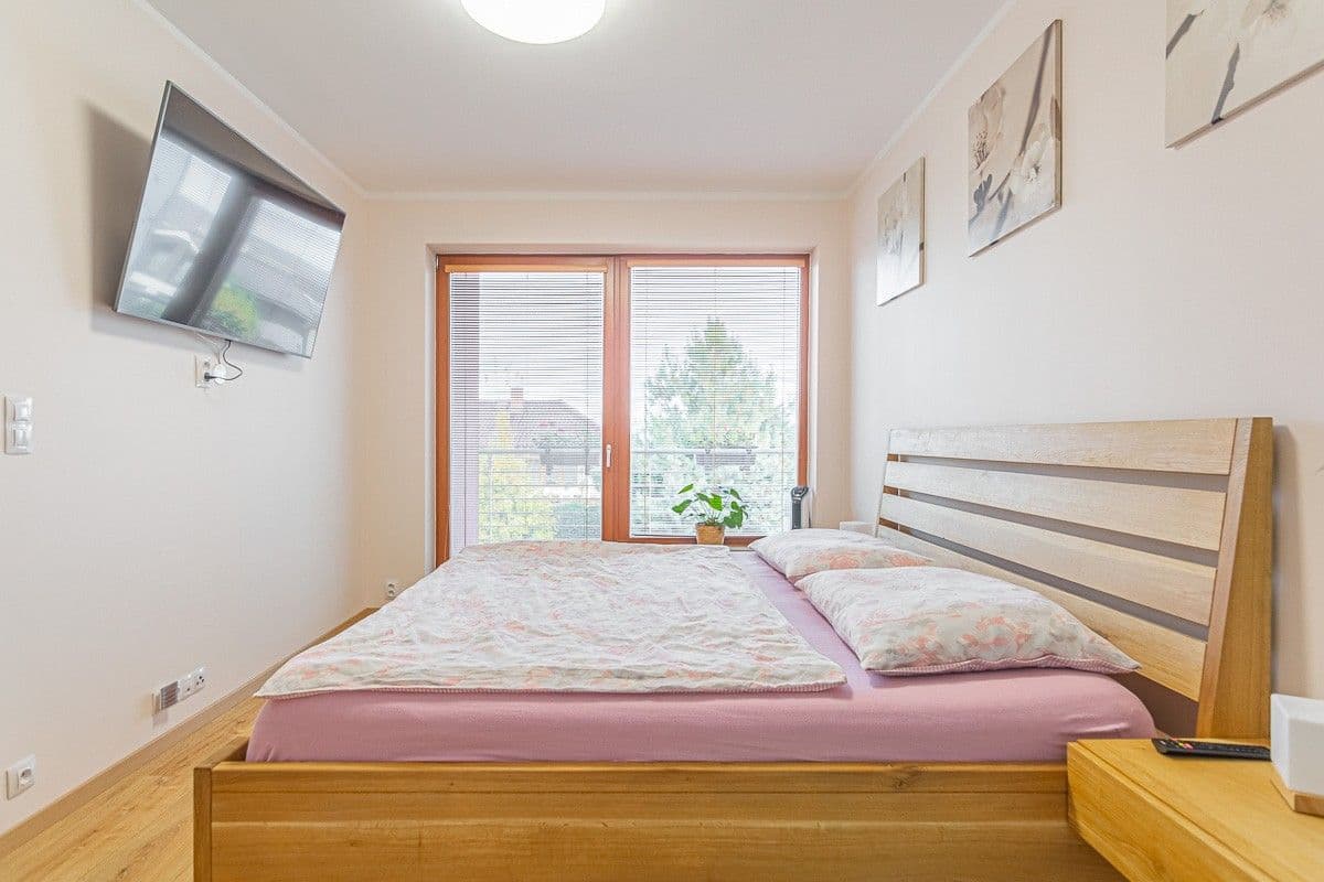 house for sale, 162 m², Zvoncová, Roztoky, Středočeský Region house for sale, 162 m², Zvoncová, Roztoky, Středočeský Region