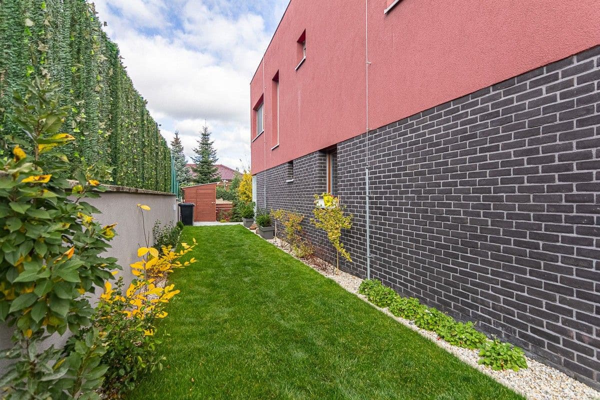 house for sale, 162 m², Zvoncová, Roztoky, Středočeský Region house for sale, 162 m², Zvoncová, Roztoky, Středočeský Region