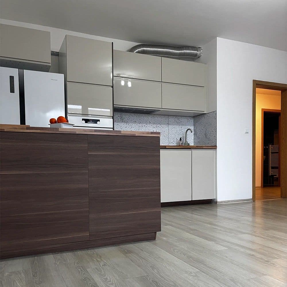 2 bedroom with open-plan kitchen flat to rent, 77 m², Žitná, Hostivice, Středočeský Region 2 bedroom with open-plan kitchen flat to rent, 77 m², Žitná, Hostivice, Středočeský Region