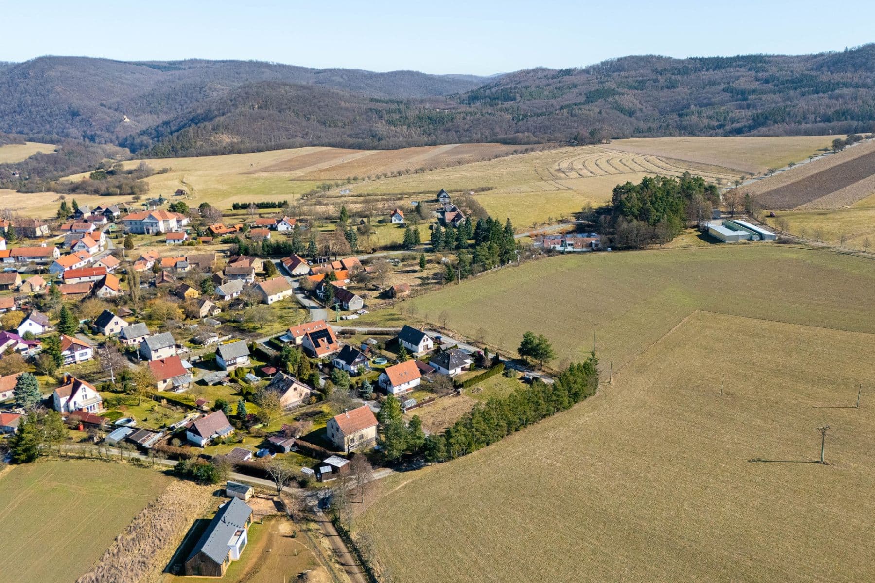 plot for sale, 593 m², Skryje, Středočeský Region plot for sale, 593 m², Skryje, Středočeský Region