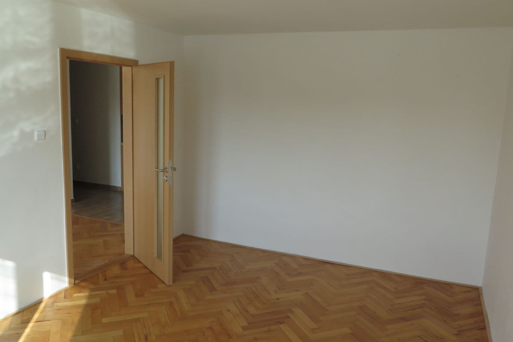 3 bedroom flat to rent, 76 m², Kochova, Chomutov, Ústecký Region 3 bedroom flat to rent, 76 m², Kochova, Chomutov, Ústecký Region