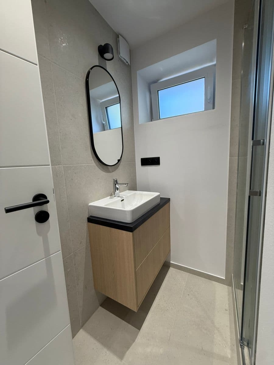 2 bedroom with open-plan kitchen flat to rent, 60 m², U Cihelny, Unhošť, Středočeský Region 2 bedroom with open-plan kitchen flat to rent, 60 m², U Cihelny, Unhošť, Středočeský Region