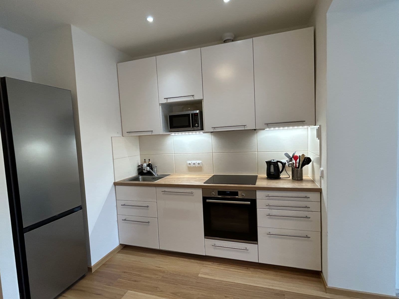 Studio flat to rent, 40 m², Špotzova, Prague, Prague Studio flat to rent, 40 m², Špotzova, Prague, Prague