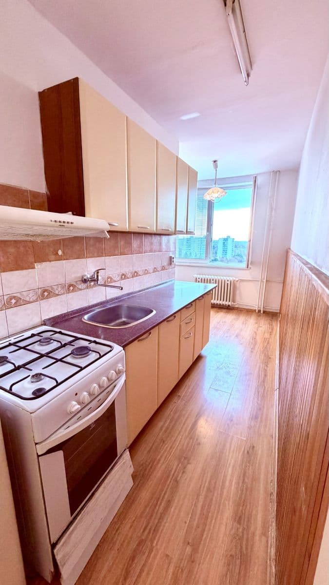 3 bedroom flat for sale, 78 m², Ľudovíta Okánika, Nitra, Nitriansky Region 3 bedroom flat for sale, 78 m², Ľudovíta Okánika, Nitra, Nitriansky Region