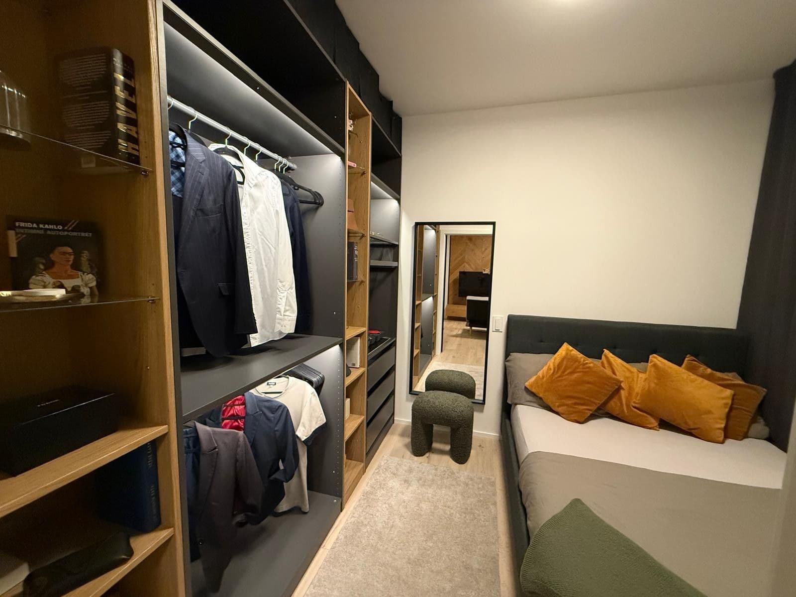 1 bedroom with open-plan kitchen flat to rent, 34 m², Krymská, Prague, Prague 1 bedroom with open-plan kitchen flat to rent, 34 m², Krymská, Prague, Prague