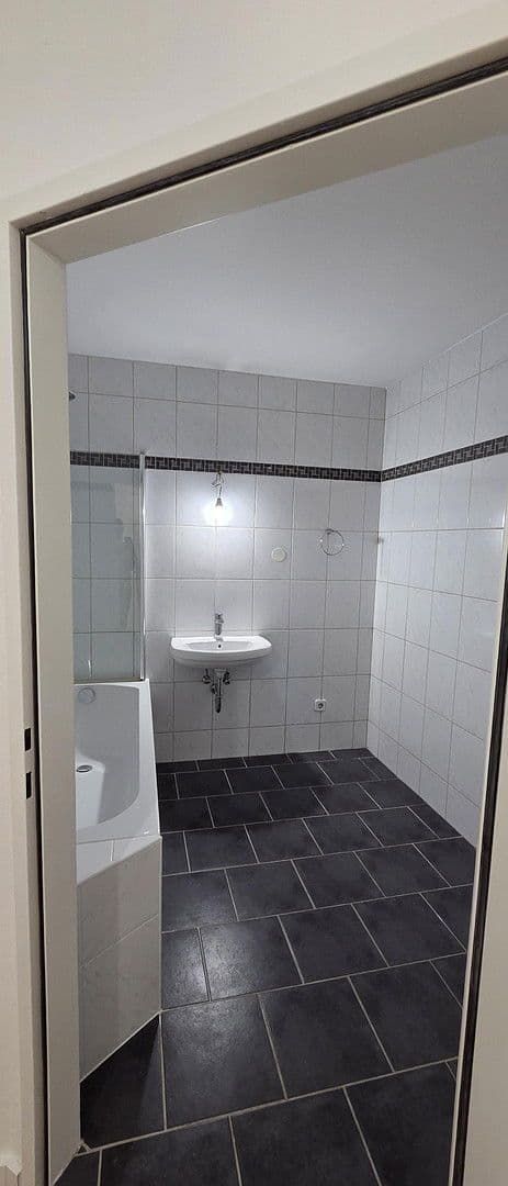 2 bedroom flat to rent, 58 m², Brigittenauerlände 164, Wien, Vienna 2 bedroom flat to rent, 58 m², Brigittenauerlände 164, Wien, Vienna