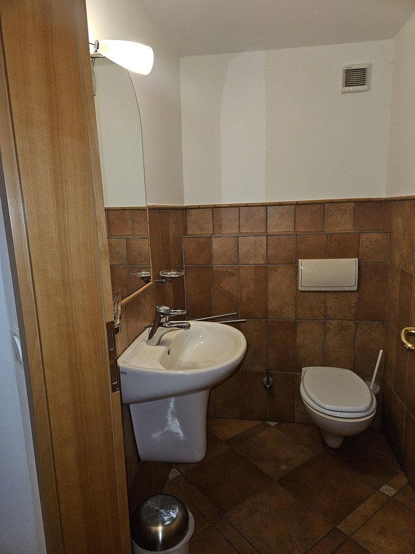 house for sale, 285 m², Ringstraße 8b, Dobin am See, Mecklenburg-Vorpommern house for sale, 285 m², Ringstraße 8b, Dobin am See, Mecklenburg-Vorpommern
