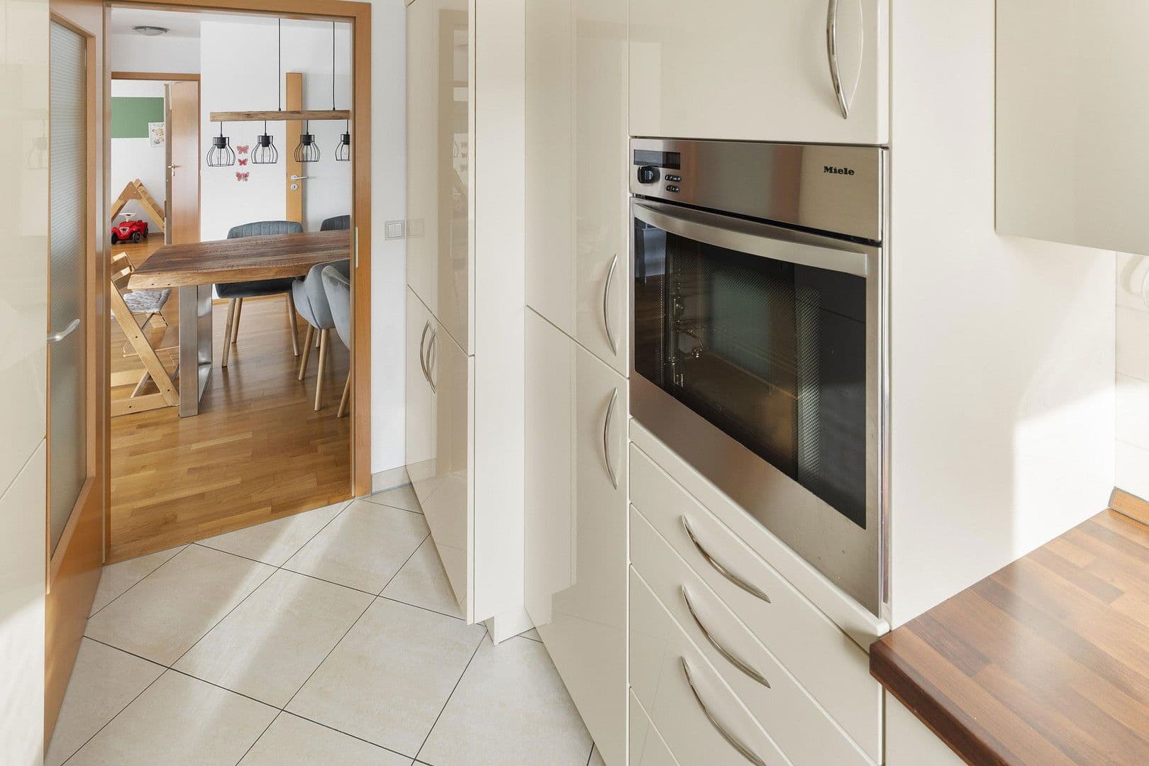 2 bedroom with open-plan kitchen flat for sale, 80 m², Markdorf, Baden-Württemberg 2 bedroom with open-plan kitchen flat for sale, 80 m², Markdorf, Baden-Württemberg