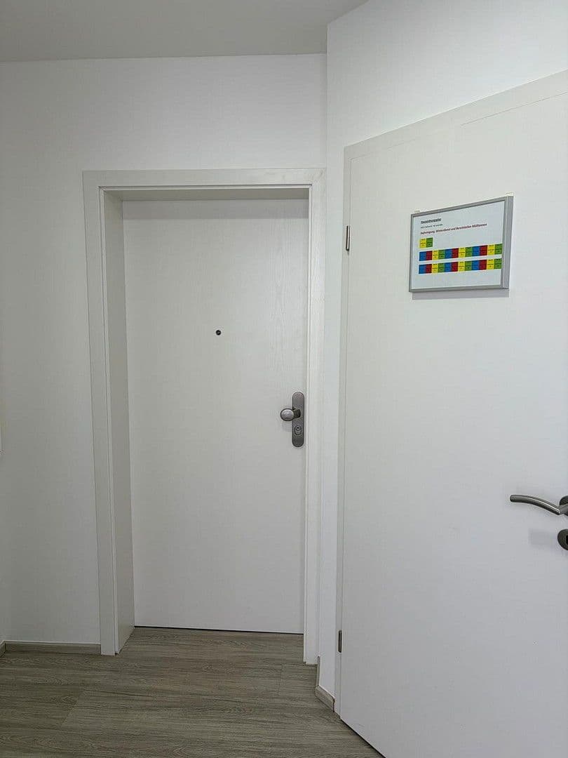 2 bedroom with open-plan kitchen flat for sale, 90 m², Biebesheim am Rhein, Hesse 2 bedroom with open-plan kitchen flat for sale, 90 m², Biebesheim am Rhein, Hesse