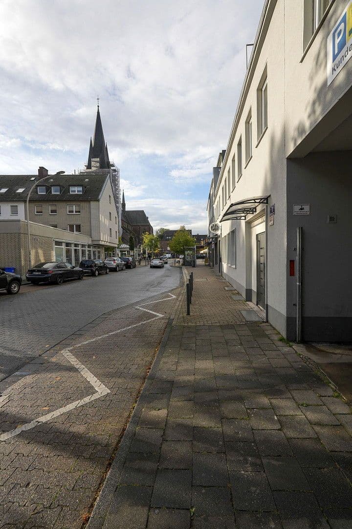 house for sale, 1,780 m², Konstantinplatz.5, Nordrhein-Westfalen - Mönchengladbach, North Rhine-Westphalia house for sale, 1,780 m², Konstantinplatz.5, Nordrhein-Westfalen - Mönchengladbach, North Rhine-Westphalia