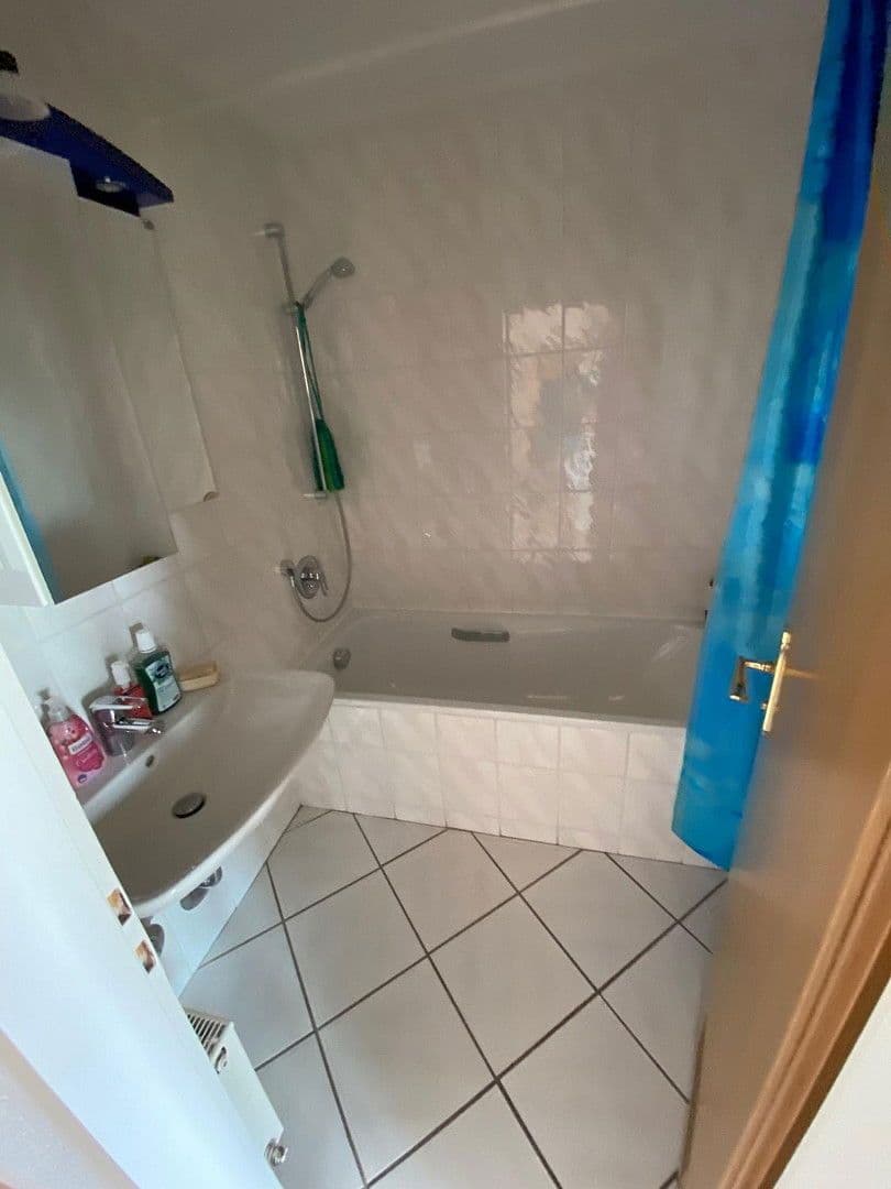 2 bedroom with open-plan kitchen flat to rent, 84 m², Jahnstraße 10, Jestetten, Baden-Württemberg 2 bedroom with open-plan kitchen flat to rent, 84 m², Jahnstraße 10, Jestetten, Baden-Württemberg