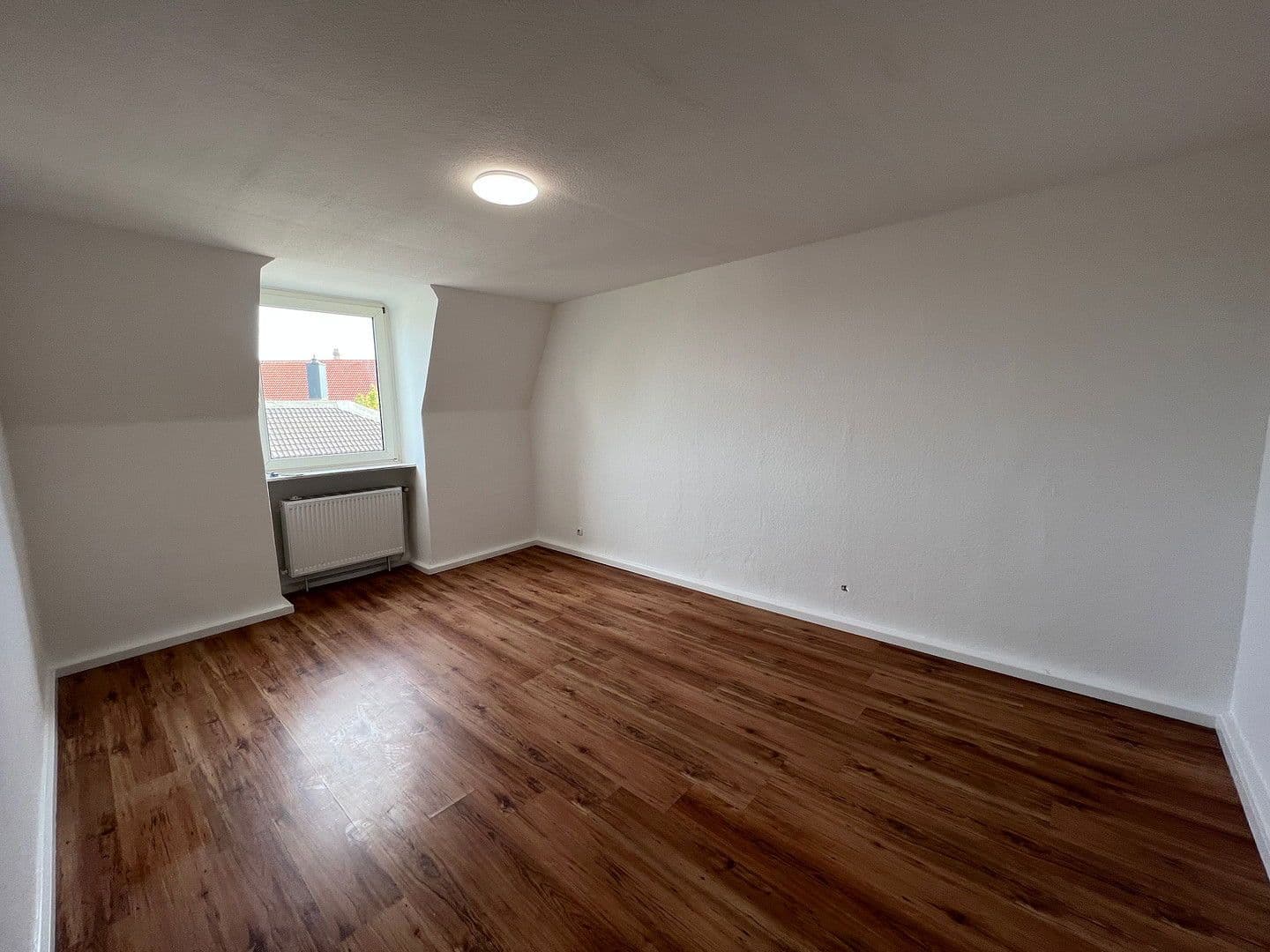 1 bedroom with open-plan kitchen flat to rent, 63 m², Hüttenstr. 7, Hattingen, North Rhine-Westphalia 1 bedroom with open-plan kitchen flat to rent, 63 m², Hüttenstr. 7, Hattingen, North Rhine-Westphalia