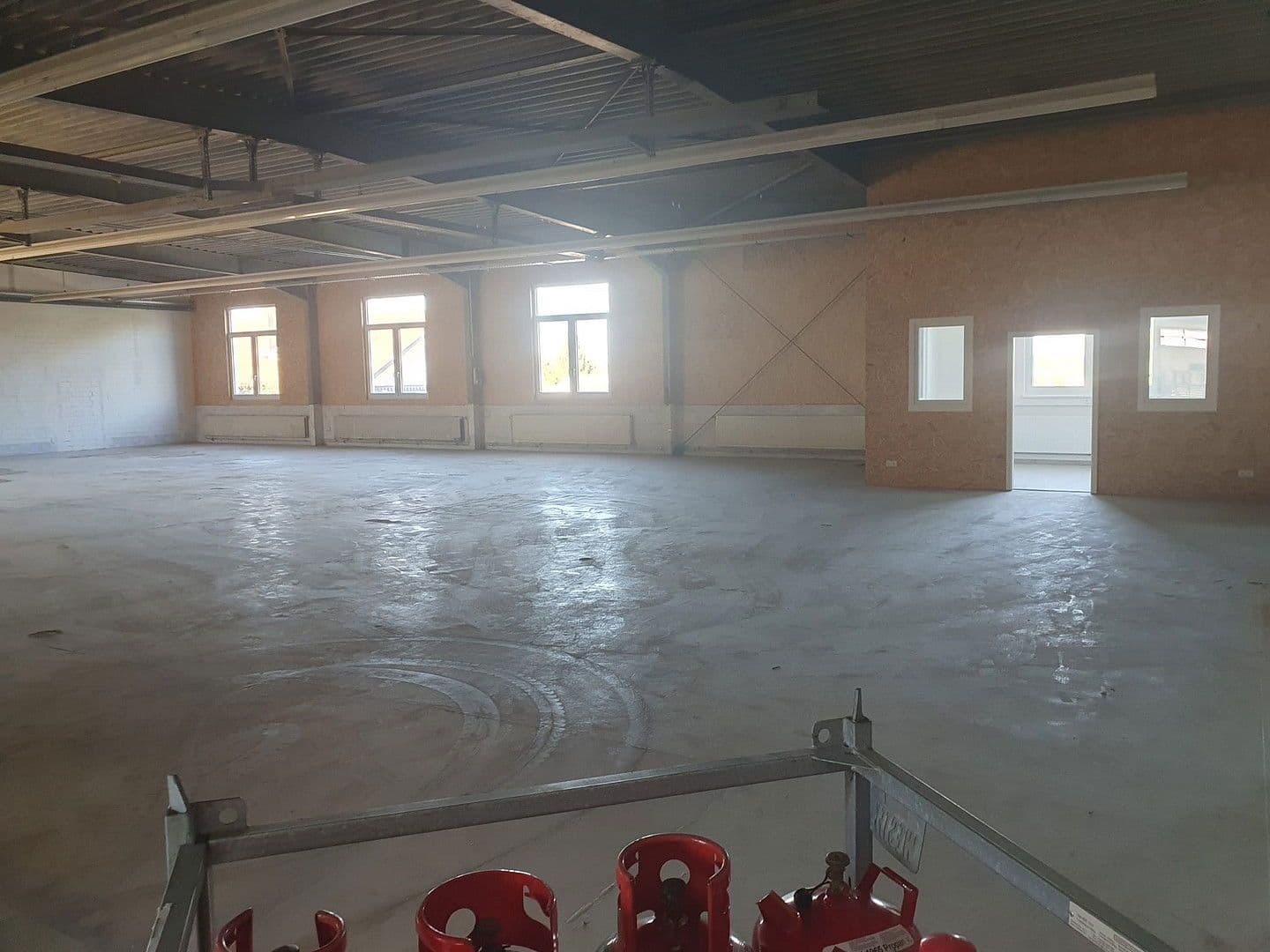 non-residential property to rent, 1,012 m², Engelsbrand, Baden-Württemberg non-residential property to rent, 1,012 m², Engelsbrand, Baden-Württemberg