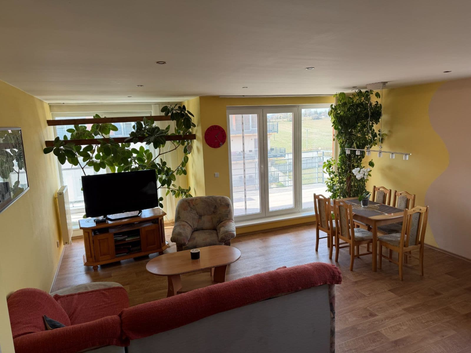 3 bedroom with open-plan kitchen flat for sale, 108 m², Topělecká, Písek, Jihočeský Region 3 bedroom with open-plan kitchen flat for sale, 108 m², Topělecká, Písek, Jihočeský Region