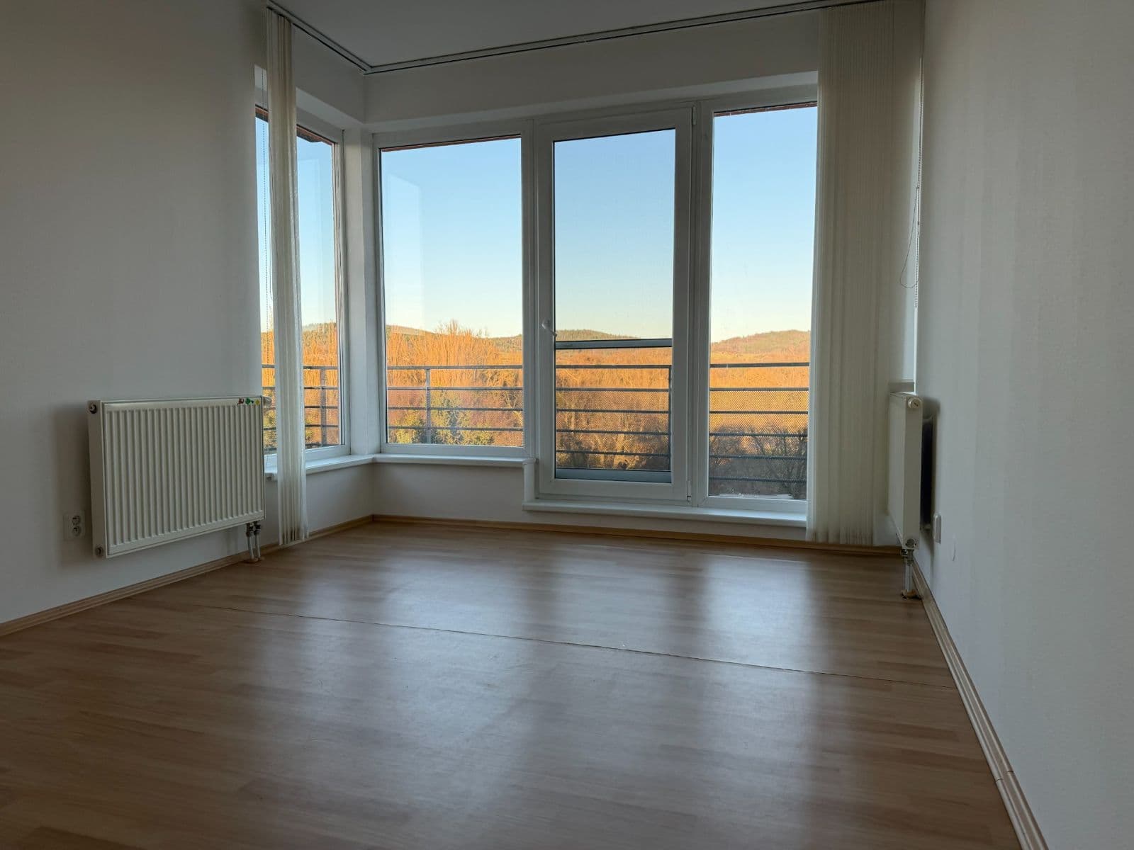 3 bedroom with open-plan kitchen flat for sale, 108 m², Topělecká, Písek, Jihočeský Region 3 bedroom with open-plan kitchen flat for sale, 108 m², Topělecká, Písek, Jihočeský Region