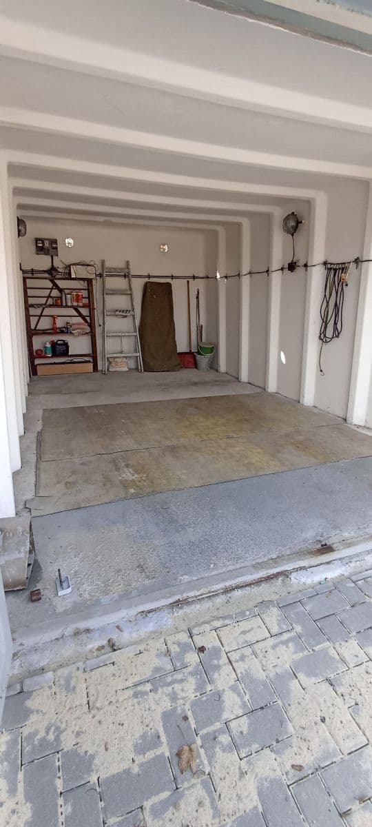 garage to rent, 18 m², Olomouc, Olomoucký Region garage to rent, 18 m², Olomouc, Olomoucký Region