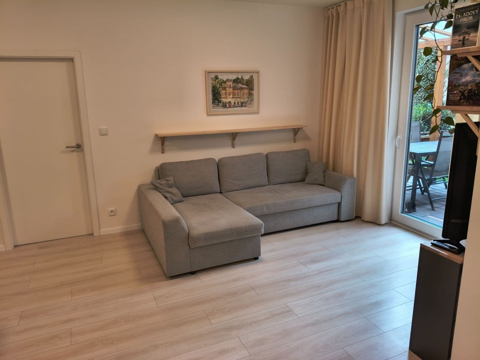 1 bedroom with open-plan kitchen flat to rent, 51 m², Poděbradská, Prague, Prague 1 bedroom with open-plan kitchen flat to rent, 51 m², Poděbradská, Prague, Prague