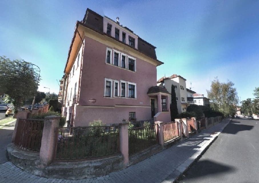 1 bedroom with open-plan kitchen flat to rent, 67 m², Vrchlického, Karlovy Vary, Karlovarský Region 1 bedroom with open-plan kitchen flat to rent, 67 m², Vrchlického, Karlovy Vary, Karlovarský Region