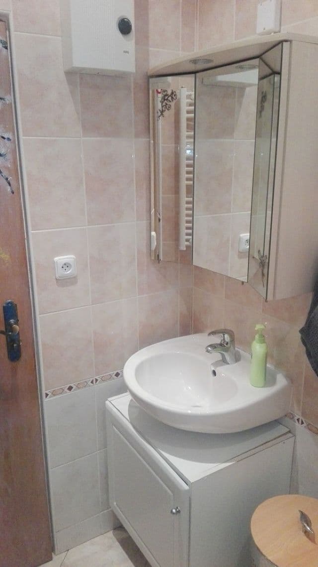 1 bedroom with open-plan kitchen flat to rent, 67 m², Vrchlického, Karlovy Vary, Karlovarský Region 1 bedroom with open-plan kitchen flat to rent, 67 m², Vrchlického, Karlovy Vary, Karlovarský Region