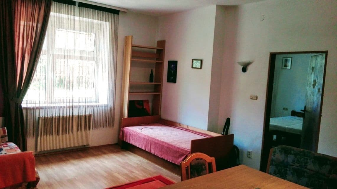 1 bedroom with open-plan kitchen flat to rent, 67 m², Vrchlického, Karlovy Vary, Karlovarský Region 1 bedroom with open-plan kitchen flat to rent, 67 m², Vrchlického, Karlovy Vary, Karlovarský Region