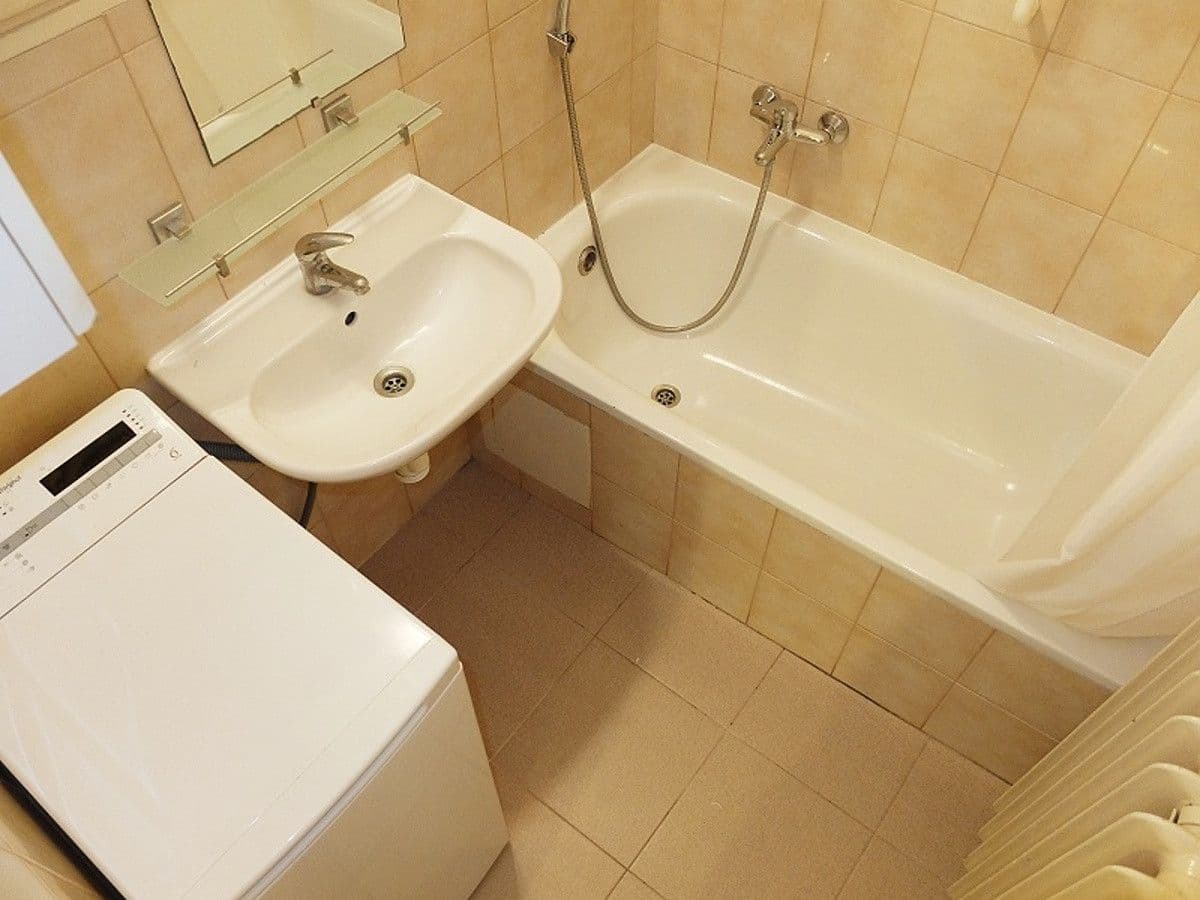 1 bedroom flat to rent, 37 m², Uruguayská, Prague, Prague 1 bedroom flat to rent, 37 m², Uruguayská, Prague, Prague