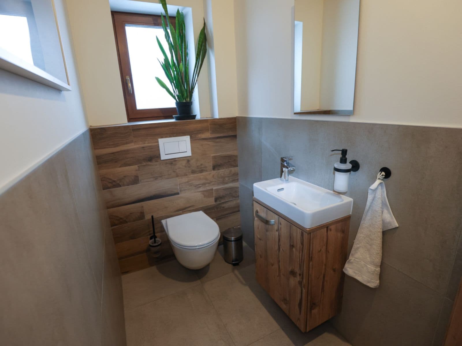 house for sale, 136 m², Západní, Kostomlaty nad Labem, Středočeský Region house for sale, 136 m², Západní, Kostomlaty nad Labem, Středočeský Region