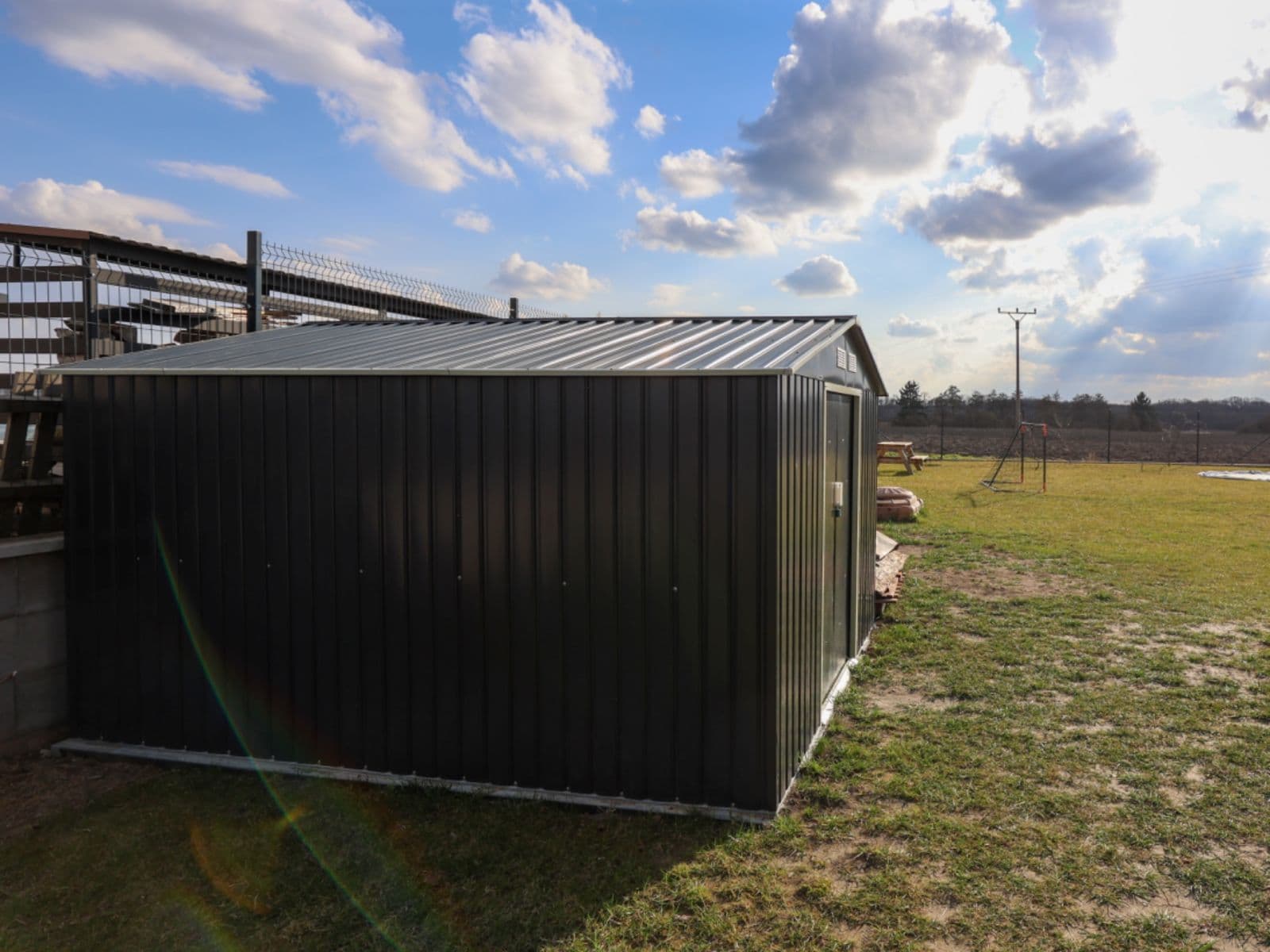 house for sale, 136 m², Západní, Kostomlaty nad Labem, Středočeský Region house for sale, 136 m², Západní, Kostomlaty nad Labem, Středočeský Region