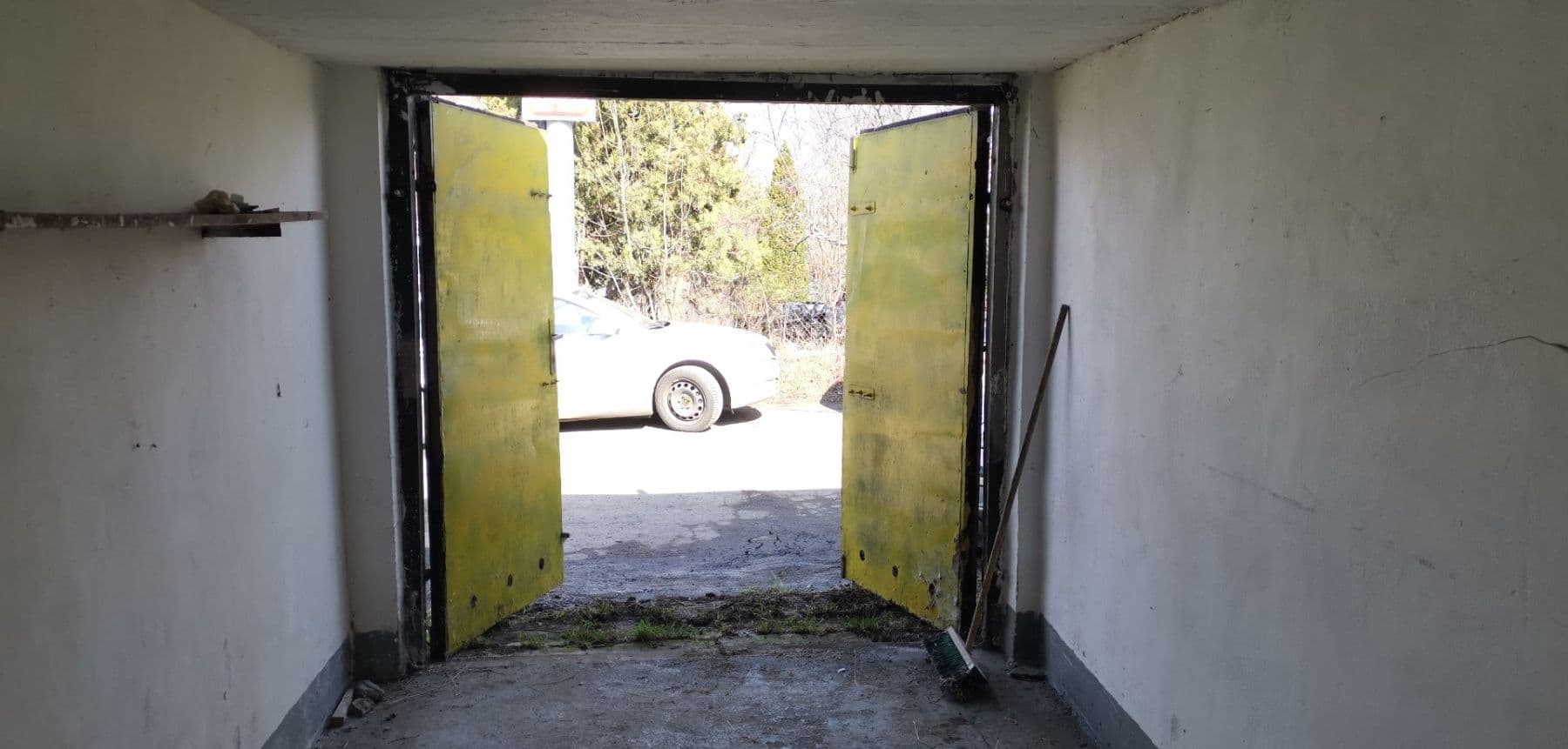 garage to rent, 14 m², Za Sedmidomky, Prague, Prague garage to rent, 14 m², Za Sedmidomky, Prague, Prague