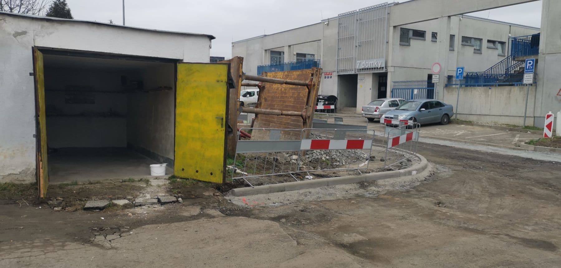 garage to rent, 14 m², Za Sedmidomky, Prague, Prague garage to rent, 14 m², Za Sedmidomky, Prague, Prague