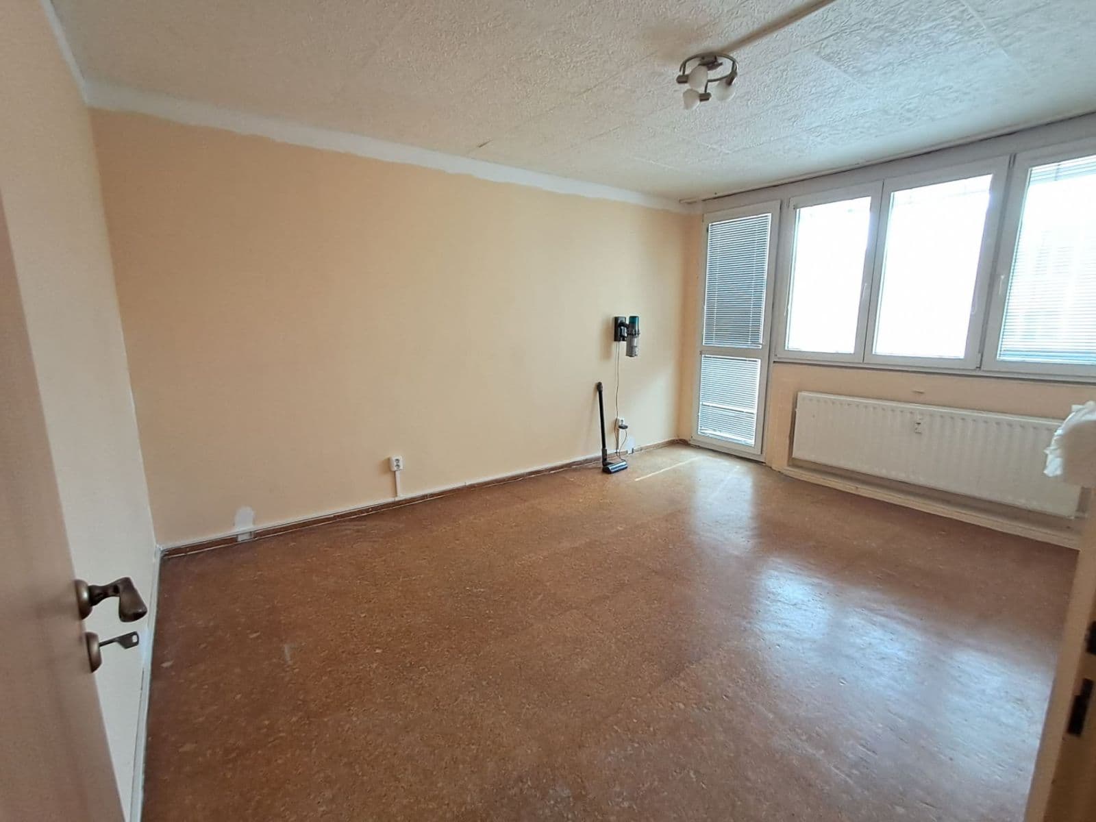 3 bedroom flat for sale, 78 m², Průběžná, Rakovník, Středočeský Region 3 bedroom flat for sale, 78 m², Průběžná, Rakovník, Středočeský Region