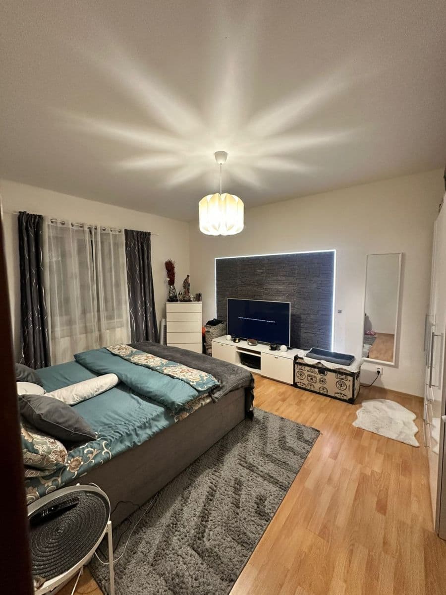 1 bedroom flat to rent, 38 m², Strakatého, Brno, Jihomoravský Region 1 bedroom flat to rent, 38 m², Strakatého, Brno, Jihomoravský Region