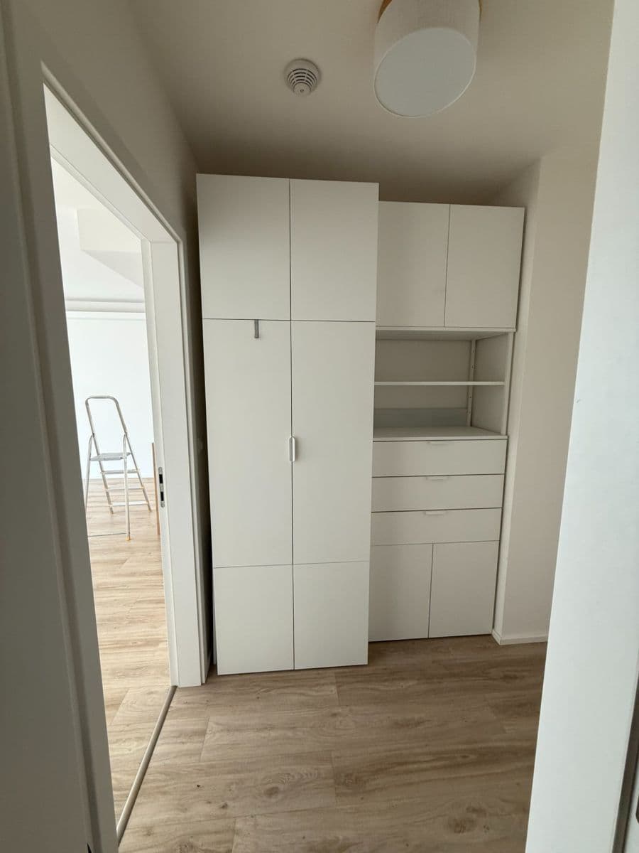 2 bedroom with open-plan kitchen flat to rent, 74 m², Na Sypkém, Prague, Prague 2 bedroom with open-plan kitchen flat to rent, 74 m², Na Sypkém, Prague, Prague