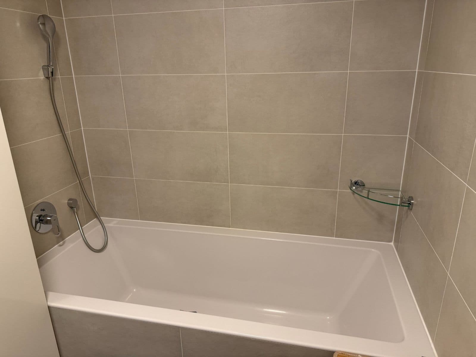 2 bedroom with open-plan kitchen flat to rent, 74 m², Na Sypkém, Prague, Prague 2 bedroom with open-plan kitchen flat to rent, 74 m², Na Sypkém, Prague, Prague