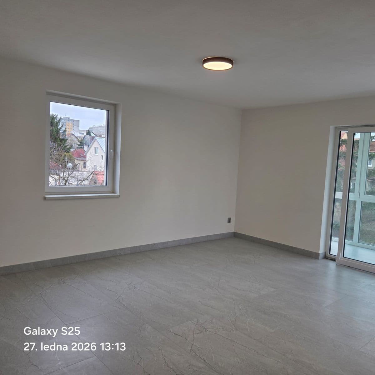 1 bedroom with open-plan kitchen flat to rent, 73 m², Podohradská, Prague, Prague 1 bedroom with open-plan kitchen flat to rent, 73 m², Podohradská, Prague, Prague