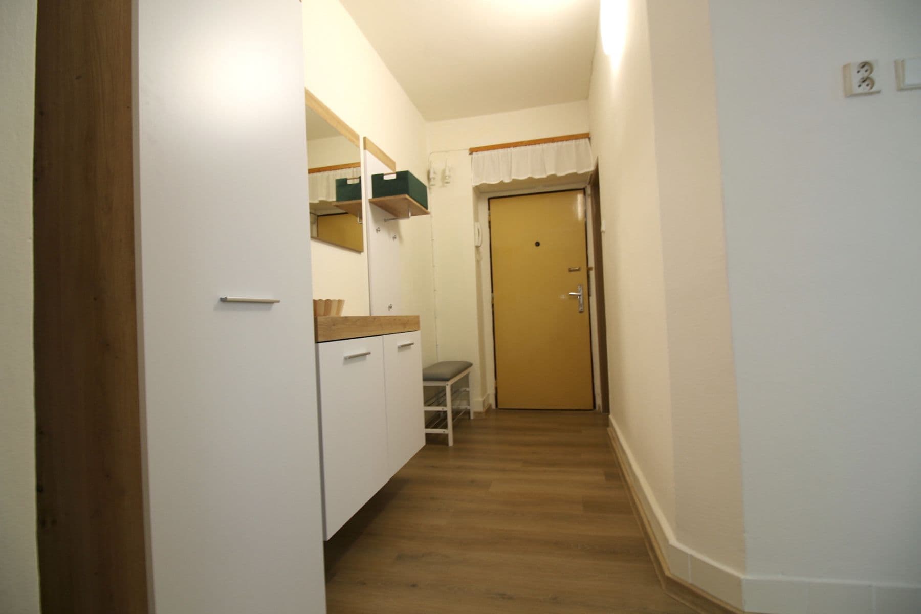 2 bedroom flat to rent, 49 m², Na Louži, Prague, Prague 2 bedroom flat to rent, 49 m², Na Louži, Prague, Prague