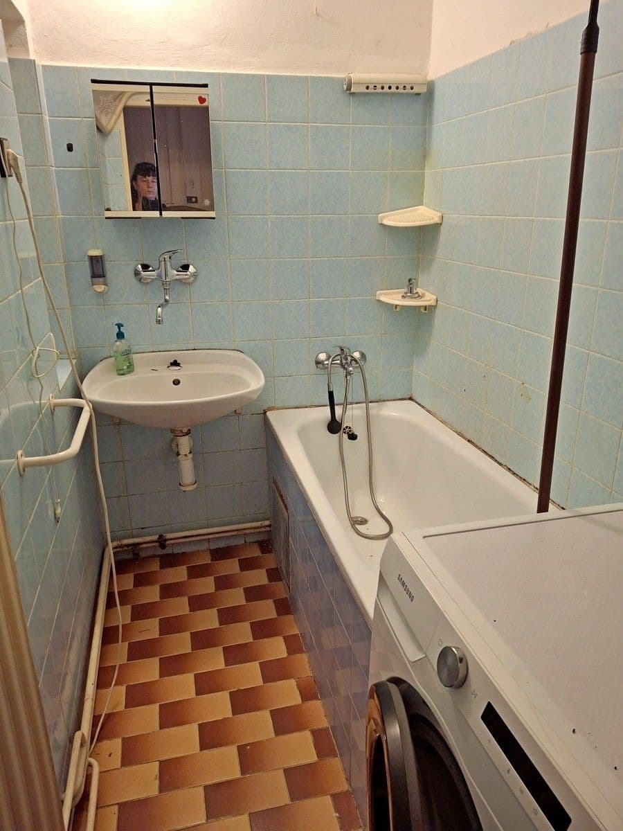 2 bedroom with open-plan kitchen flat to rent, 60 m², Na Petynce, Prague, Prague 2 bedroom with open-plan kitchen flat to rent, 60 m², Na Petynce, Prague, Prague