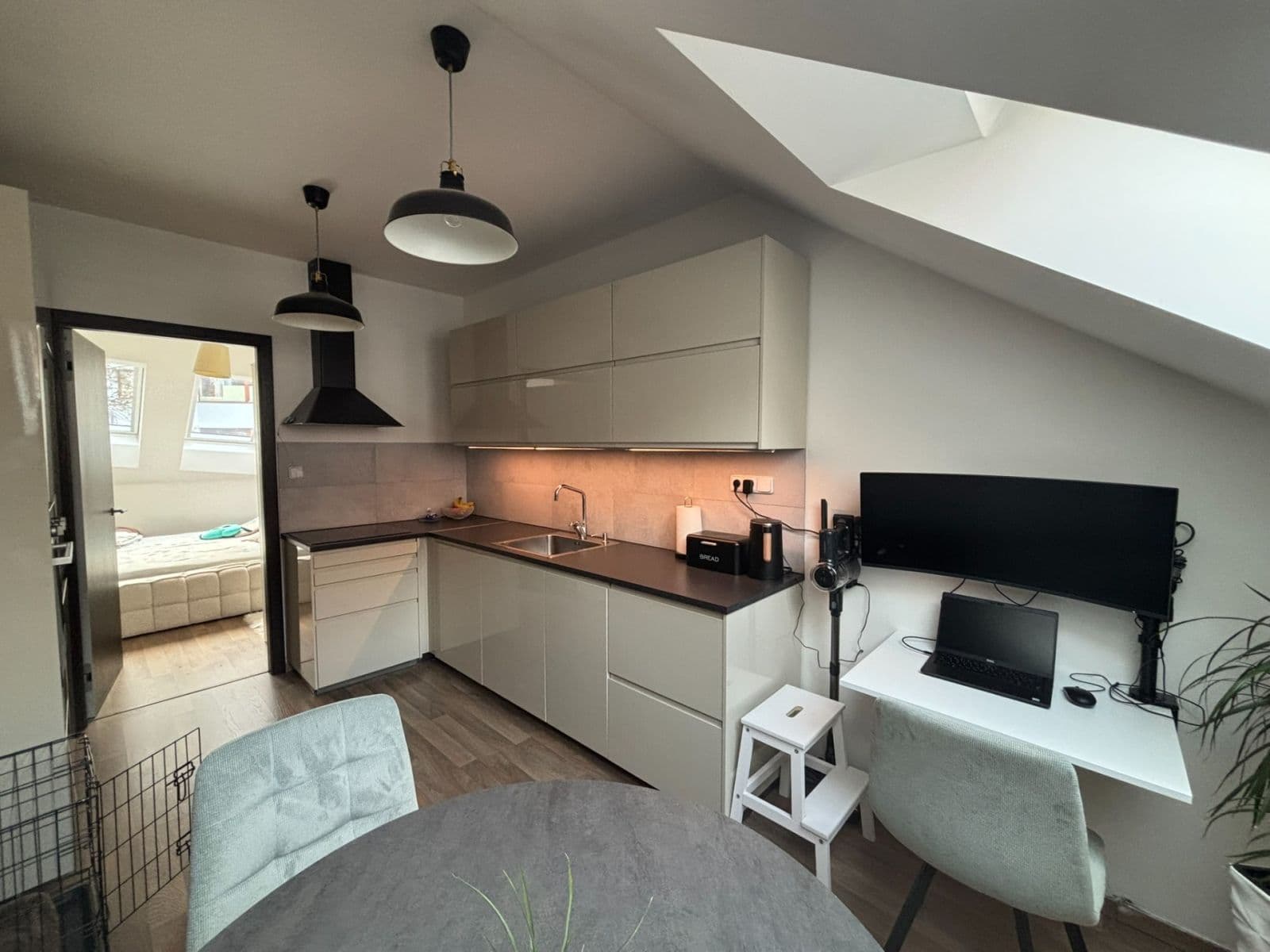 1 bedroom with open-plan kitchen flat to rent, 48 m², Slavojova, Prague, Prague 1 bedroom with open-plan kitchen flat to rent, 48 m², Slavojova, Prague, Prague