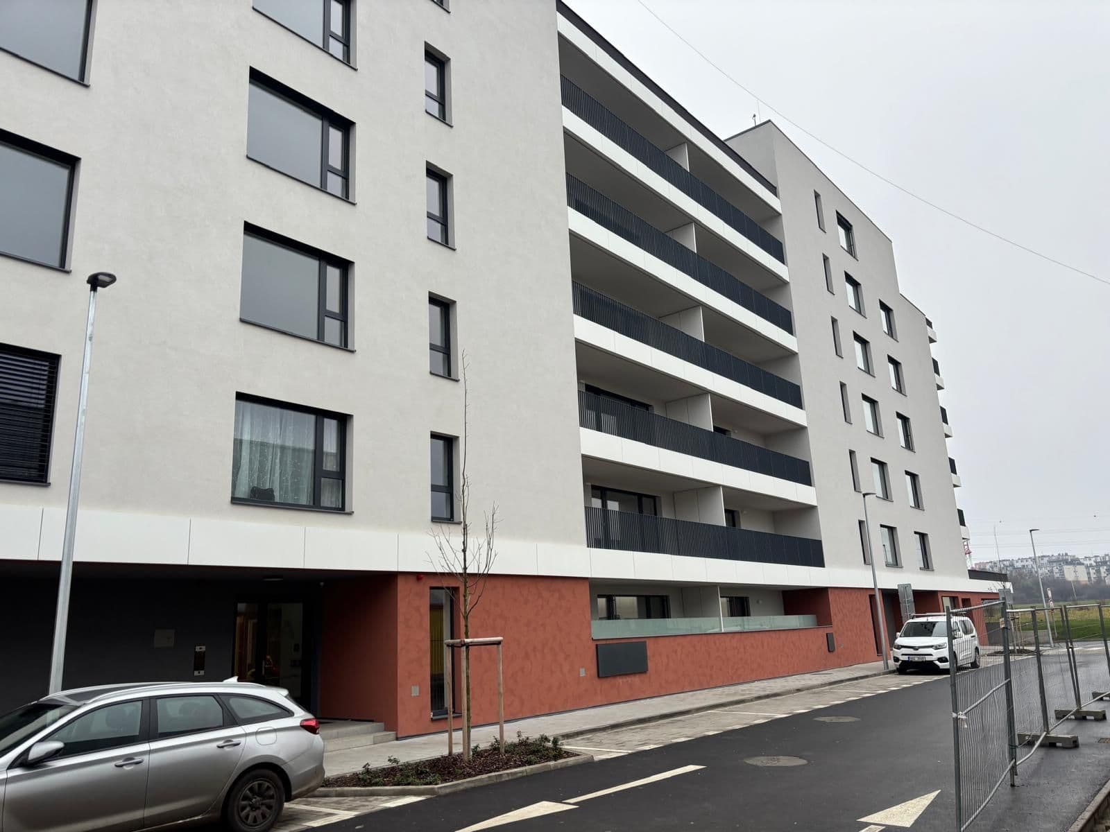 Studio flat to rent, 33 m², Tupolevova, Prague, Prague Studio flat to rent, 33 m², Tupolevova, Prague, Prague