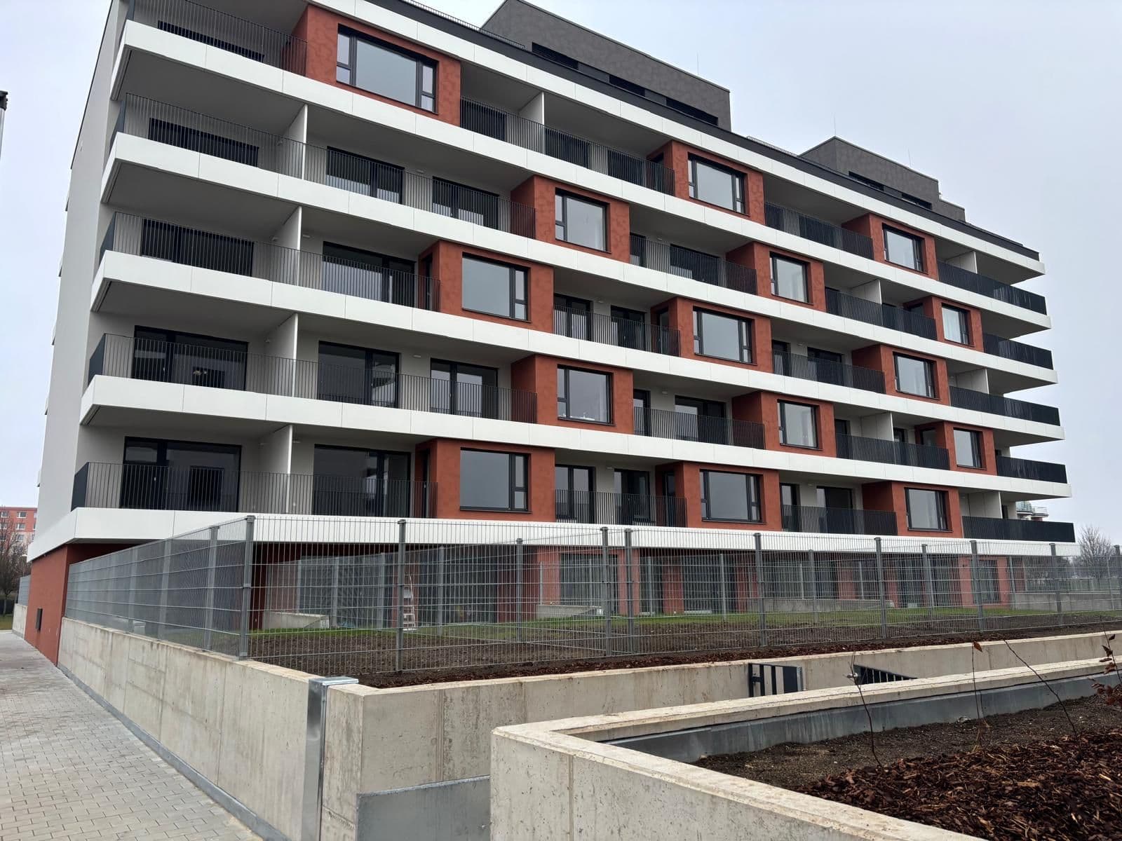 Studio flat to rent, 33 m², Tupolevova, Prague, Prague Studio flat to rent, 33 m², Tupolevova, Prague, Prague