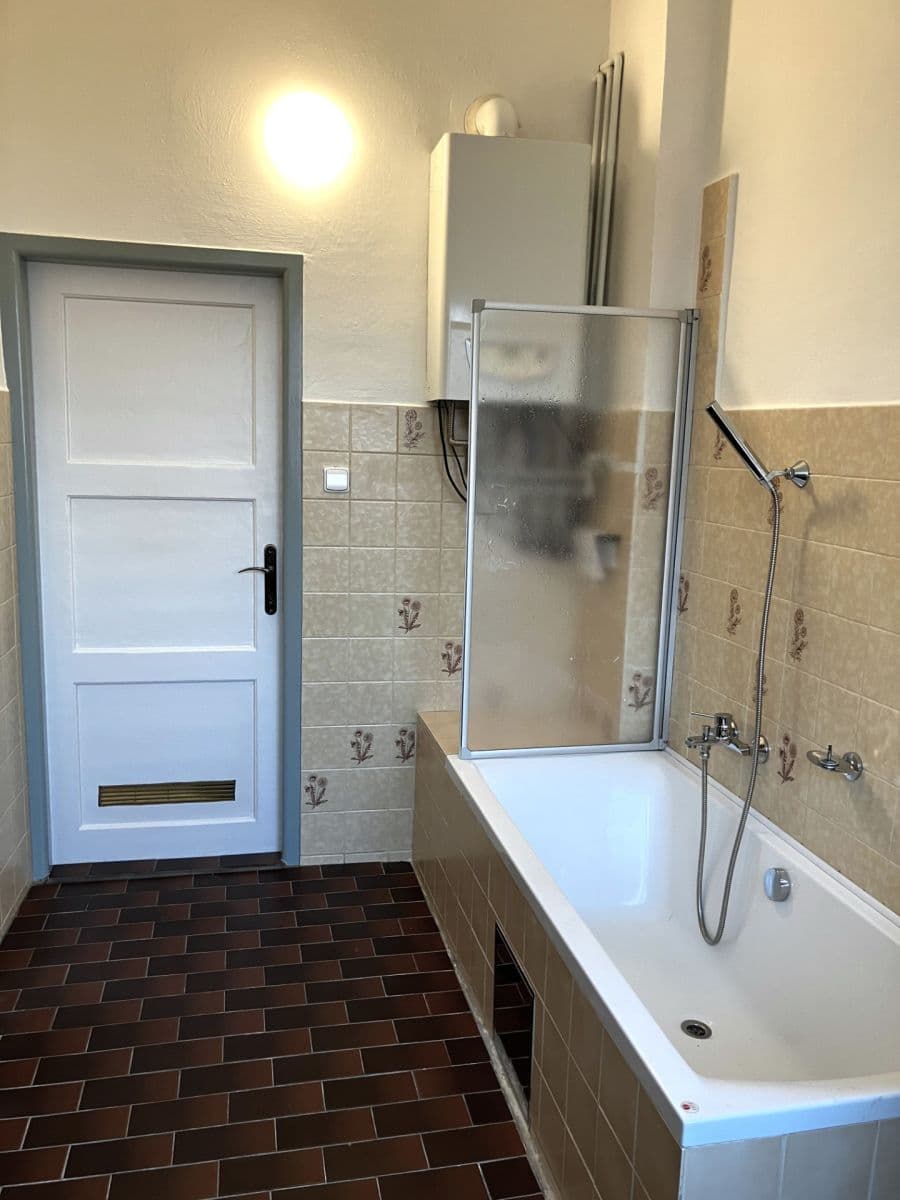 3 bedroom flat to rent, 85 m², Krkoškova, Brno, Jihomoravský Region 3 bedroom flat to rent, 85 m², Krkoškova, Brno, Jihomoravský Region