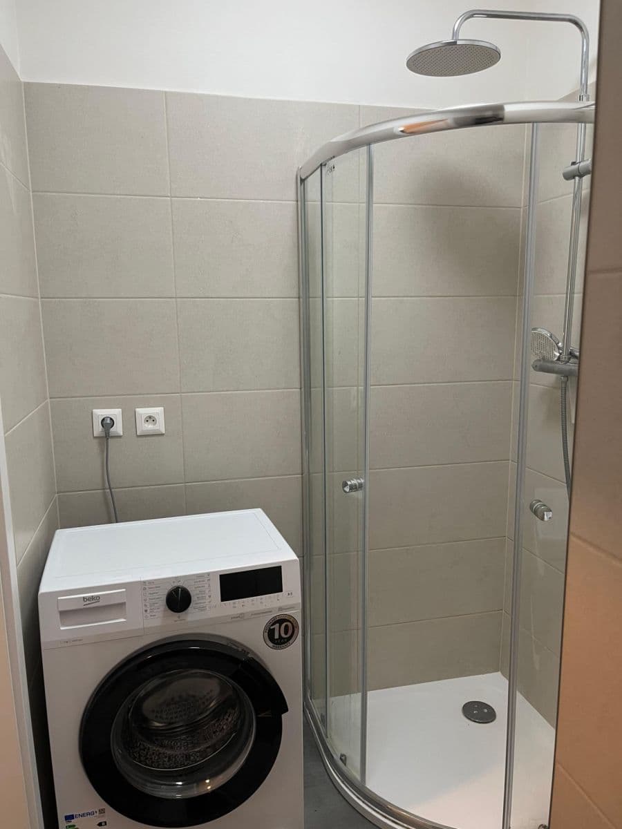 Studio flat to rent, 25 m², Písecká, Prague, Prague Studio flat to rent, 25 m², Písecká, Prague, Prague