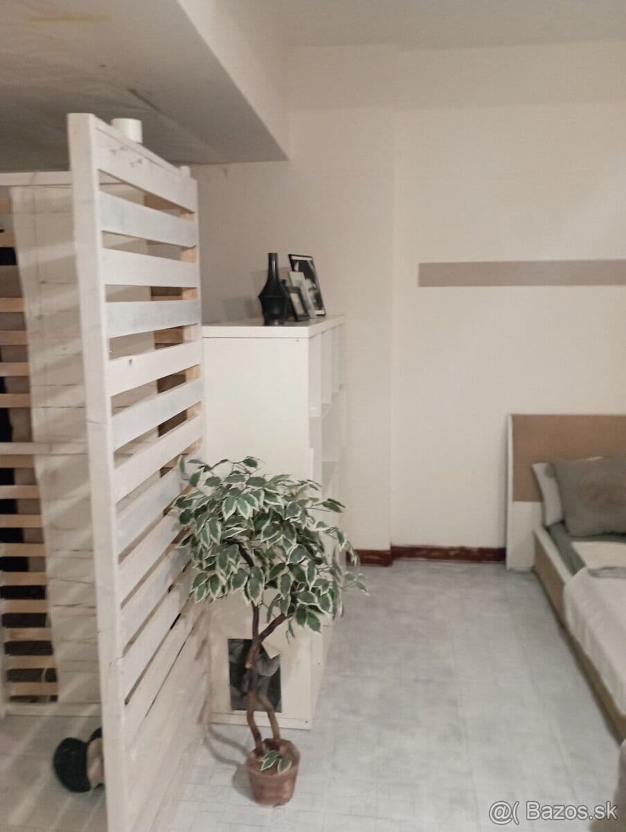 4 bedroom flat for sale, 243 m², Jedlíkova, Bratislava - mestská časť Staré Mesto, Bratislavský Region 4 bedroom flat for sale, 243 m², Jedlíkova, Bratislava - mestská časť Staré Mesto, Bratislavský Region