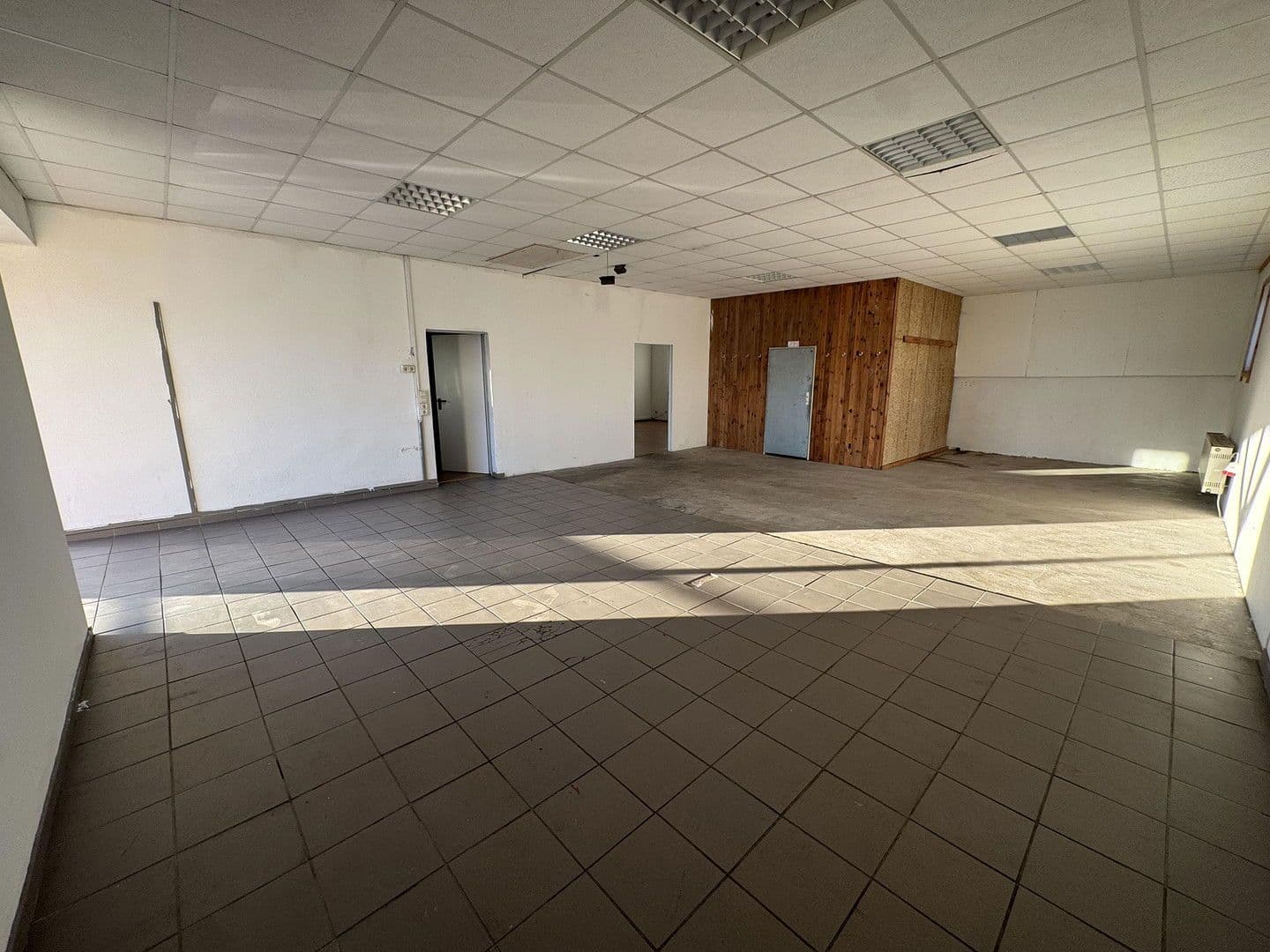 non-residential property to rent, 130 m², Am Stadtwald 5, Eschenbach i.d.OPf., Bavaria non-residential property to rent, 130 m², Am Stadtwald 5, Eschenbach i.d.OPf., Bavaria