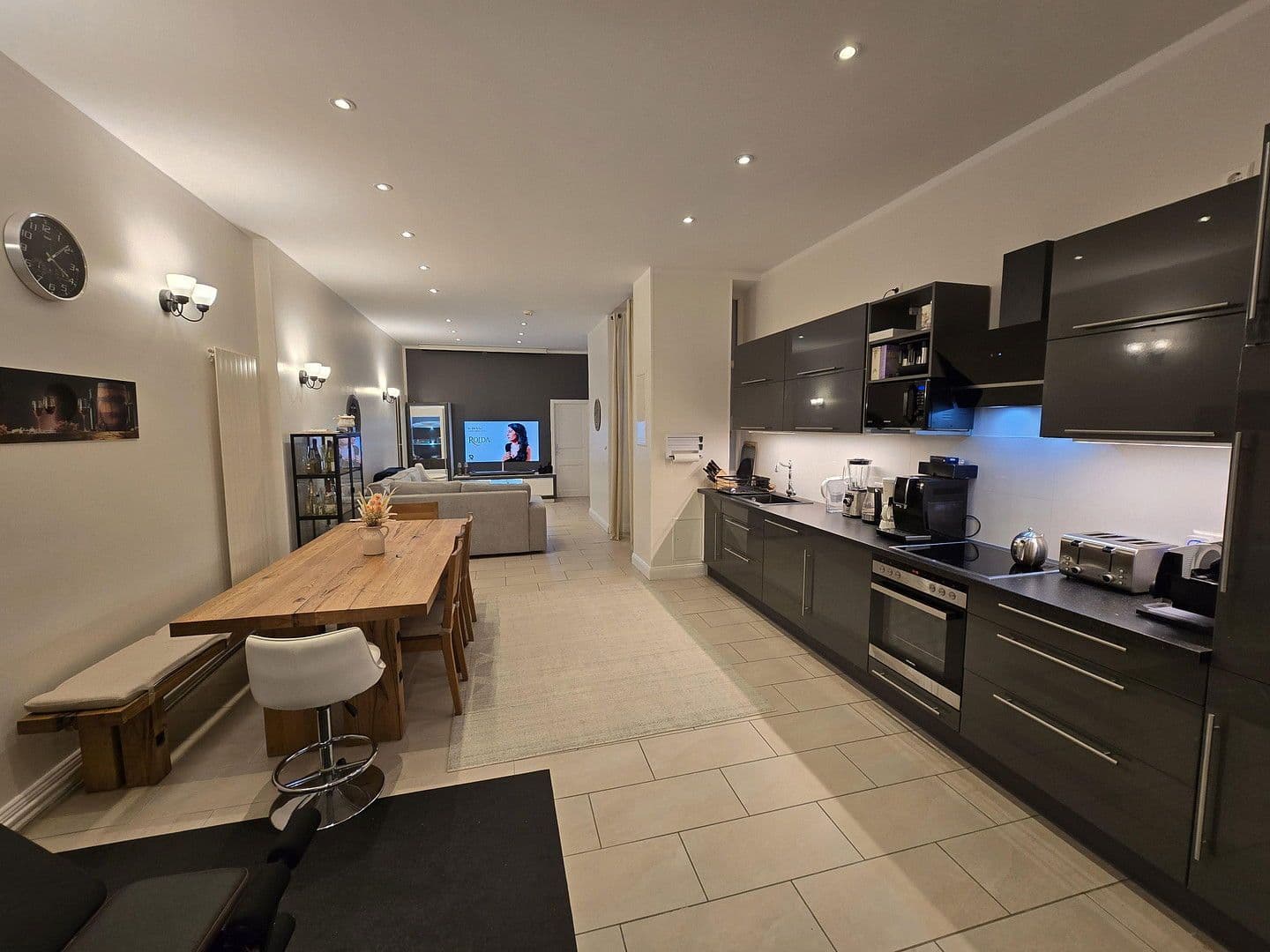 4 bedroom flat to rent, 120 m², Berlin, Berlin 4 bedroom flat to rent, 120 m², Berlin, Berlin